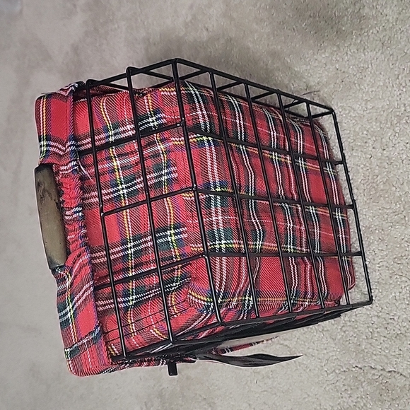 Rae Dunn Holiday Basket - Picture 7 of 7